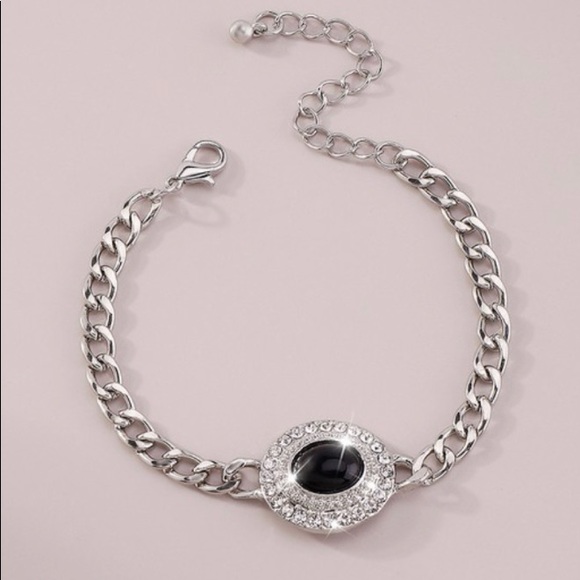 Silver black stone bracelet - Picture 2 of 6